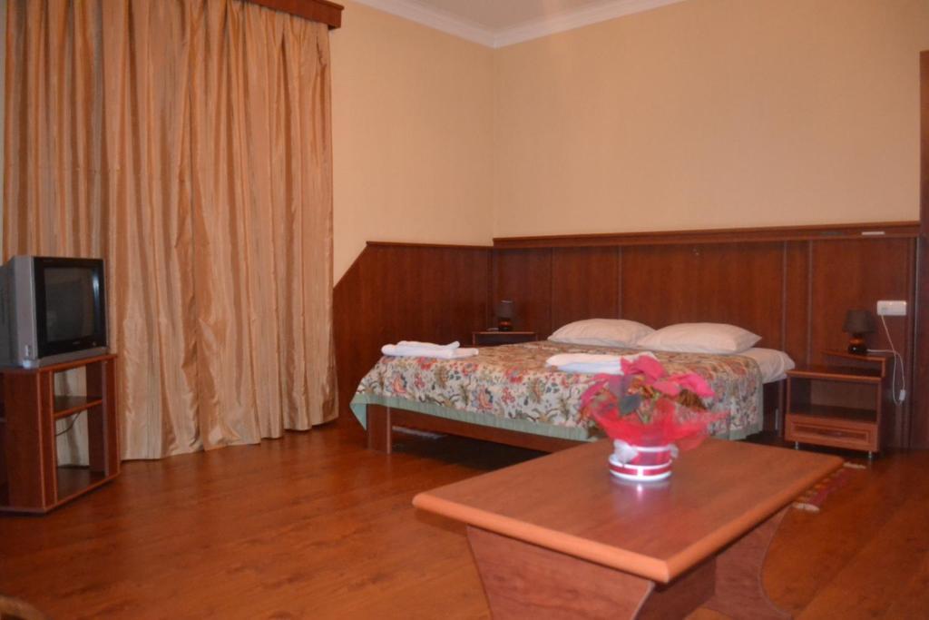 Astoria Hotel Tiflis Habitación foto